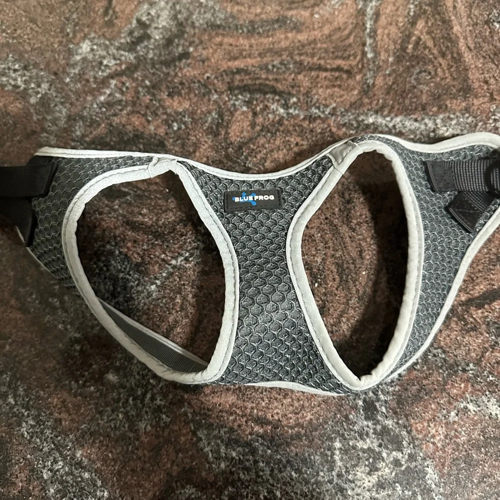 Blue Frog step in pet harness size M